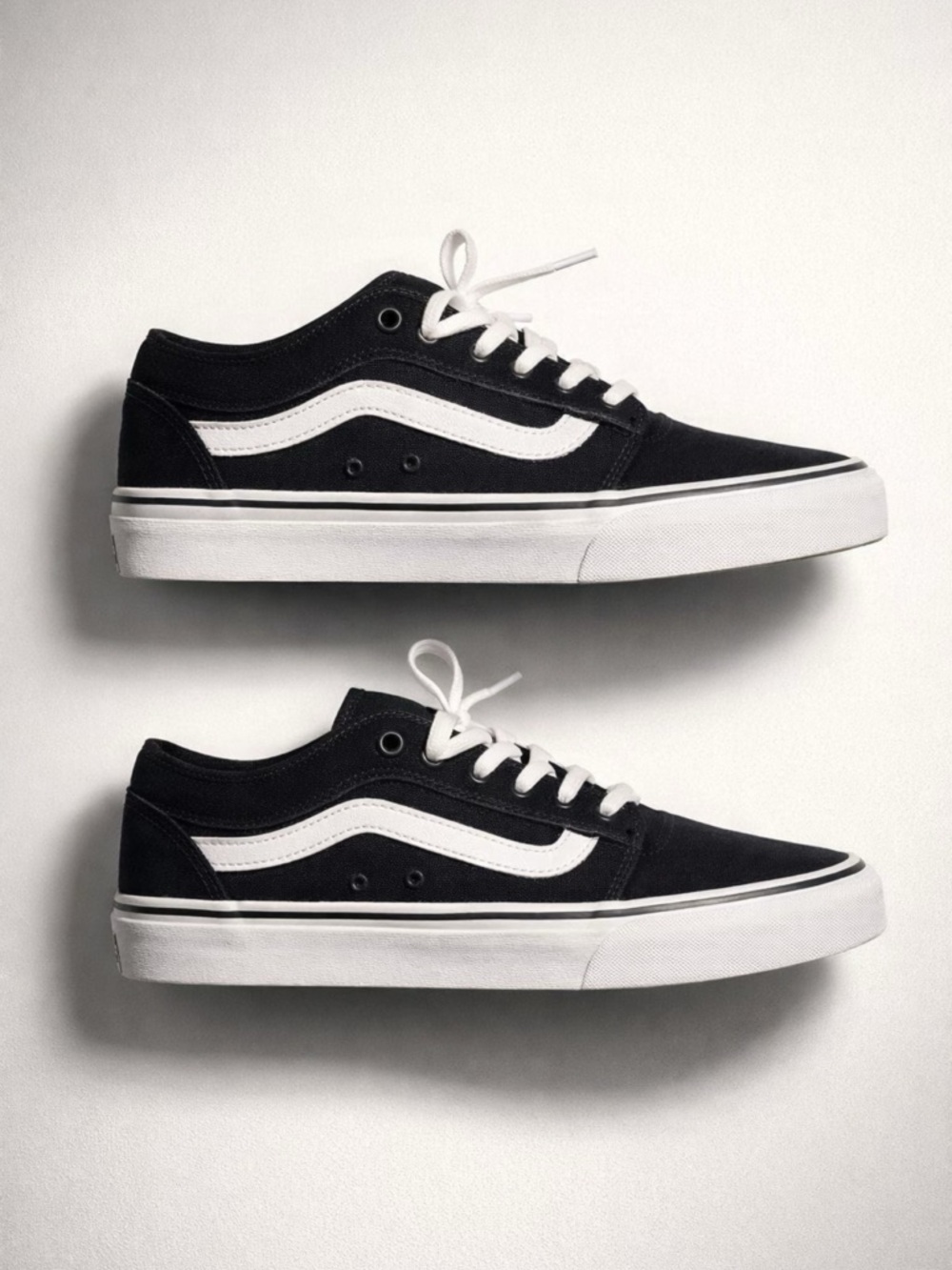 Vans Skate Chukka Low Men's Size 9 - Black/White Suede & Canvas